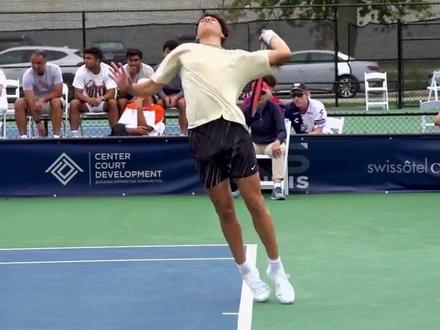 面对五后卫 面对五后卫